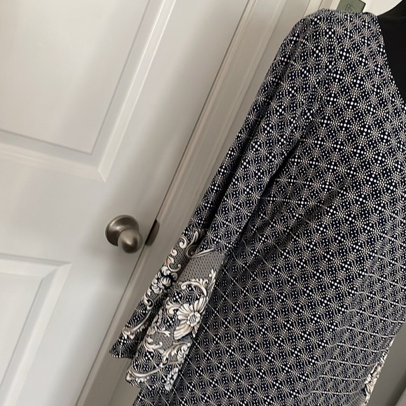 Glamour Dress Women Size 14P Navy Gray White Print Slim Cut Trumpet Sleeves - Picture 7 of 11